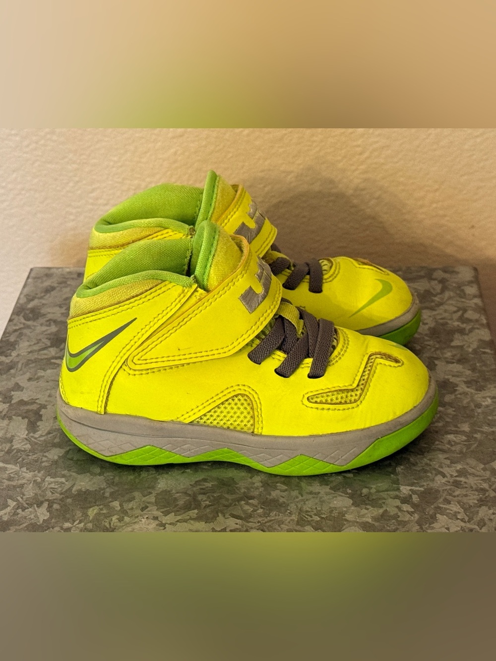 Nike LeBron Soldier VII Kids' Neon Yellow High-Top Sneakers, Size 8c
